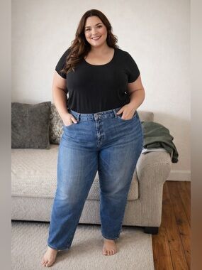 Old Navy Plus Size Boyfriend Mid-Rise Blue Jeans Size 24